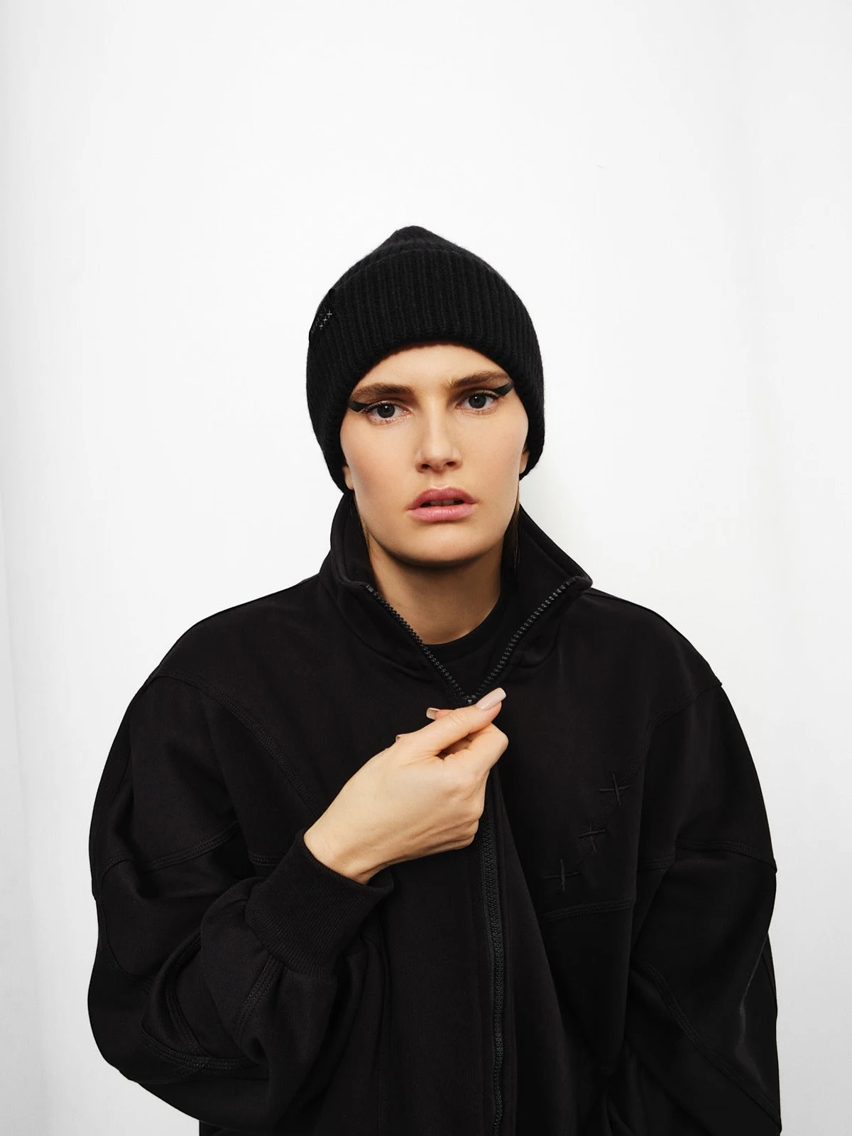 HAT CASHMERE BLACK – 8