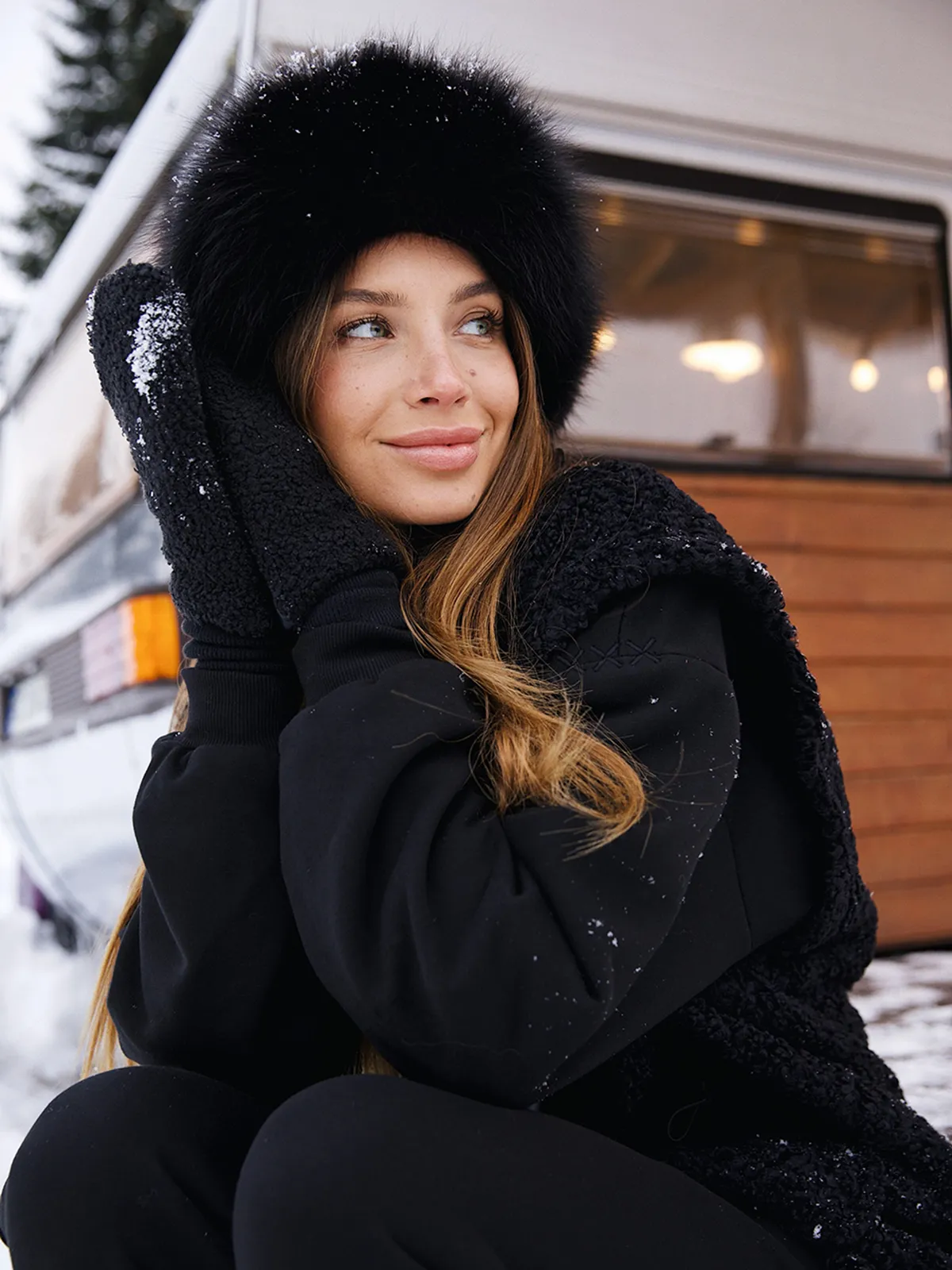 JACKET FLUFFY BLACK