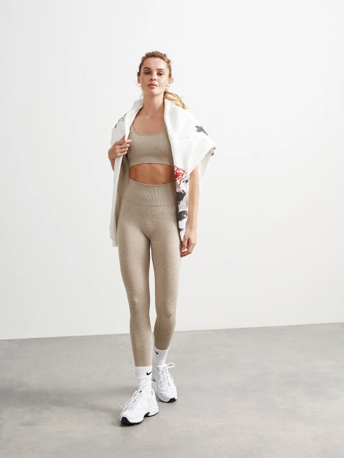 SPORT FIT BEIGE